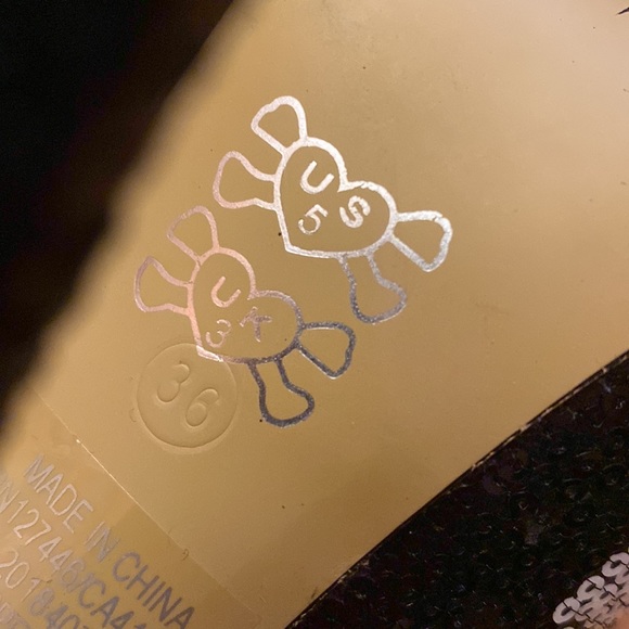 ⭐️HOST PICK⭐️ Skull Heels womens size 5 - Picture 5 of 5